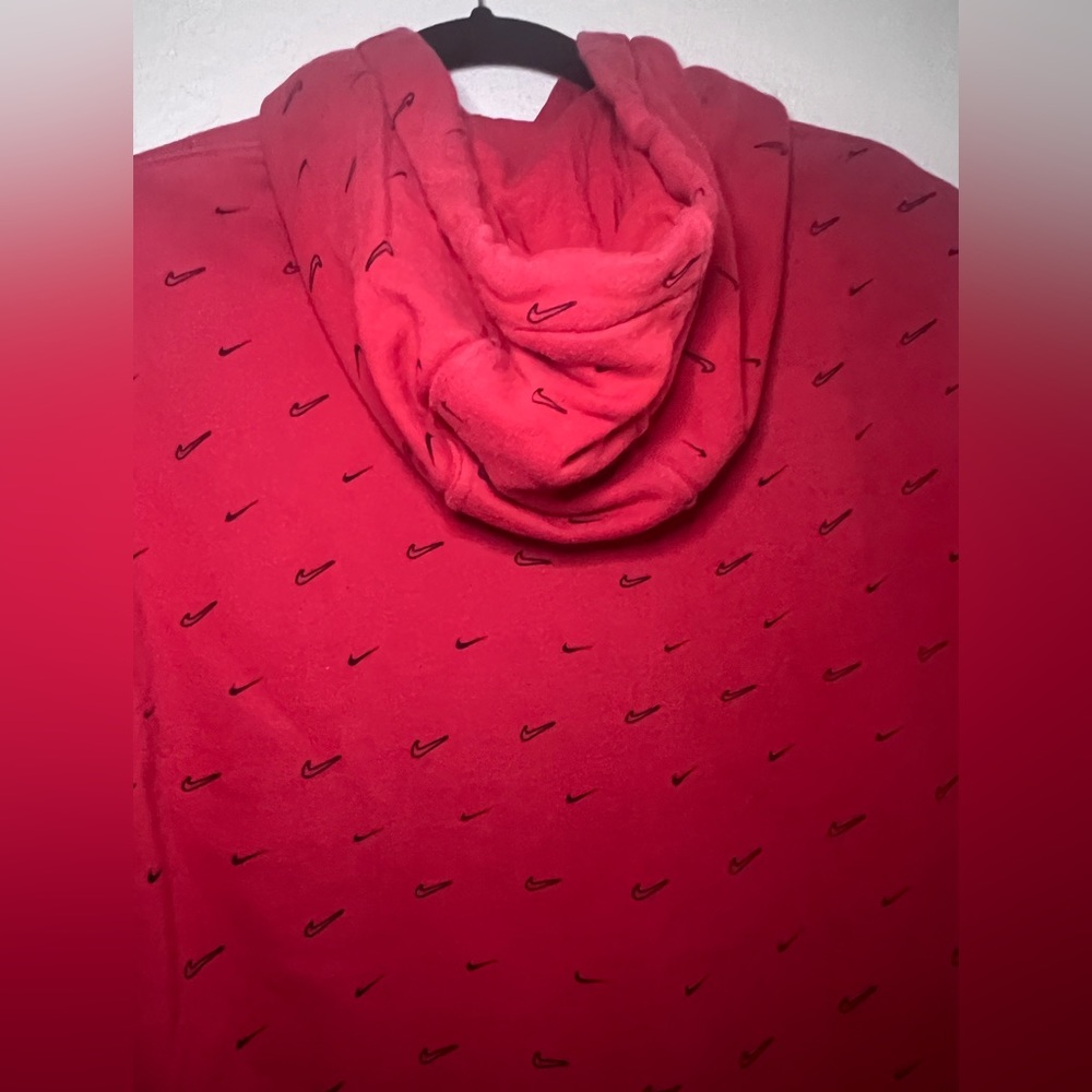 Sweater - Picture 8 of 8